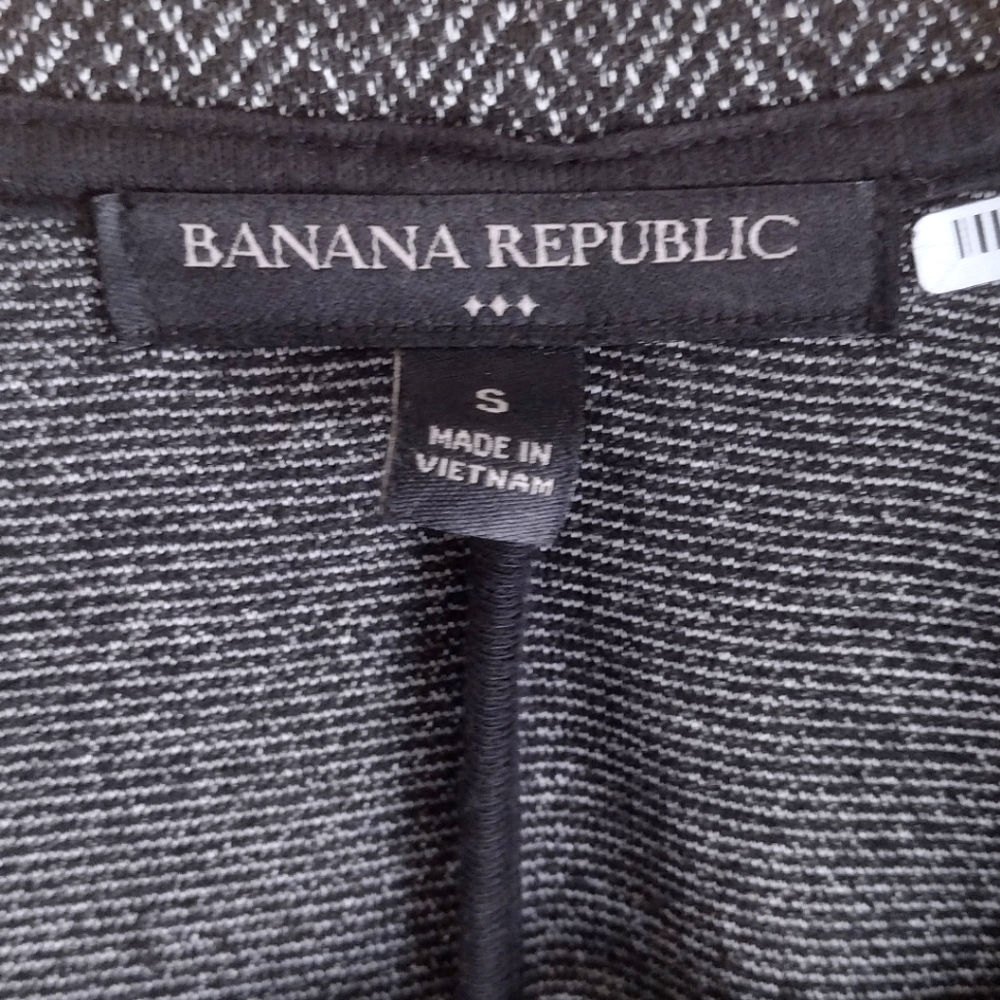 Banana Republic Classic Knit Herringbone Inverted Collar Blazer - Picture 9 of 11